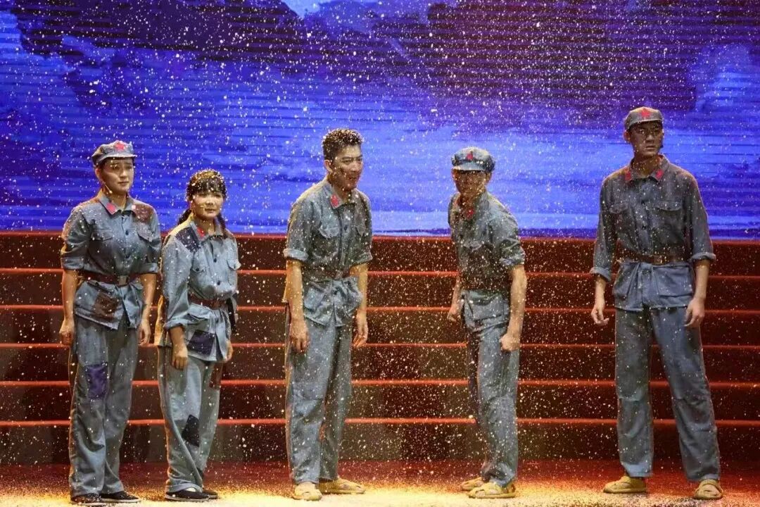 青春唱响征途丨上海视觉艺术学院学子走好新时代长征路